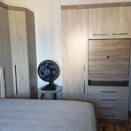 Brisa Do Mar,Com Ar Condicionado Wi-Fi Net Flix, Globo Play A 50 Metros Da Praia Do Ocian 1 Dormitorio Hospeda Ate 6 Pessoas Nao Fornecemos Roupas De Cama E Banho Com 1 Vaga De Garagem Praia Grande  Exterior photo