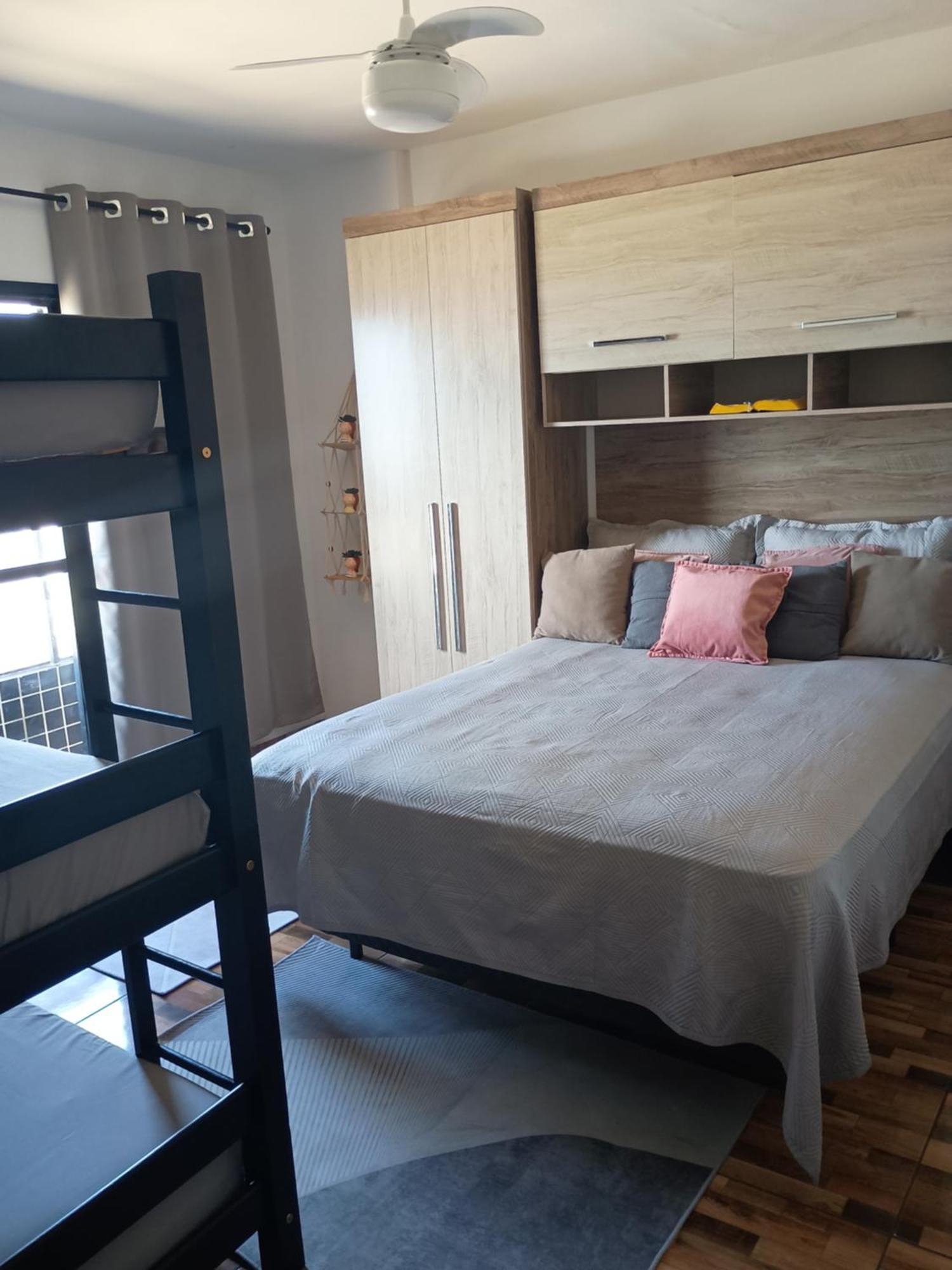 Brisa Do Mar,com Ar Condicionado Wi-fi Net Flix, Globo Play A 50 Metros Da Do Ocian 1 Hospeda Ate 6 Pessoas Nao Fornecemos Roupas De Cama E Banho Com 1 Vaga De Garagem Apartamento